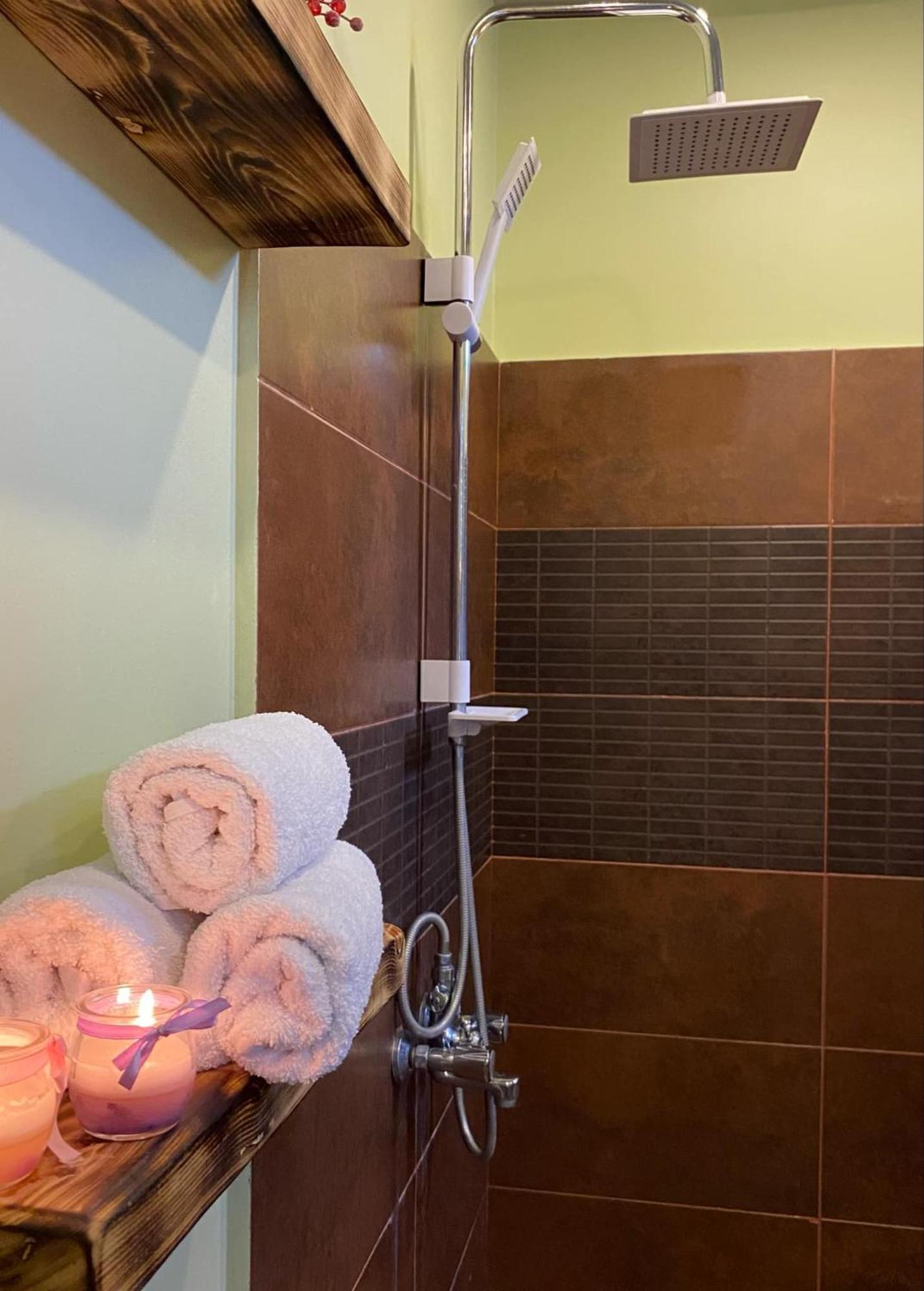 Relax Station Ξενοδοχείο Κουτάισι Εξωτερικό φωτογραφία