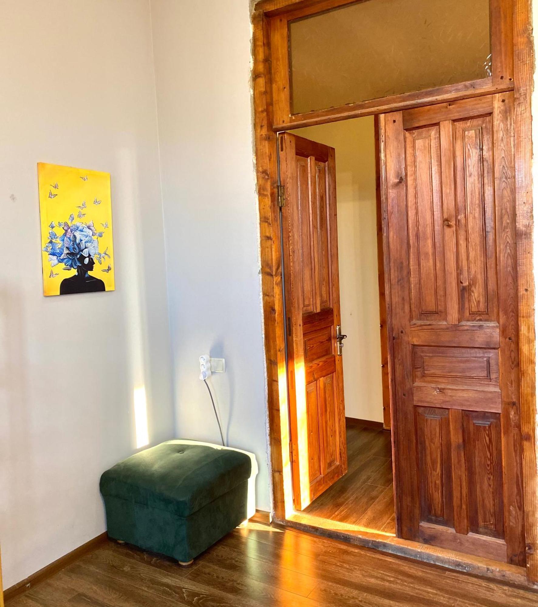 Relax Station Ξενοδοχείο Κουτάισι Εξωτερικό φωτογραφία
